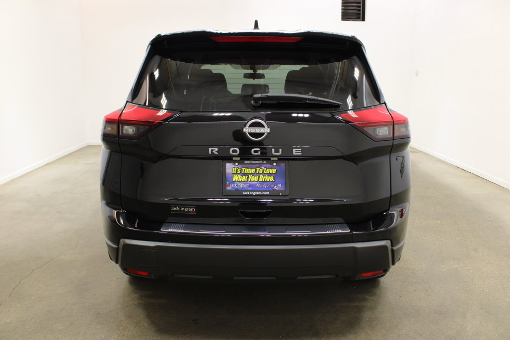 Used 2026 Nissan Rogue SV SUV