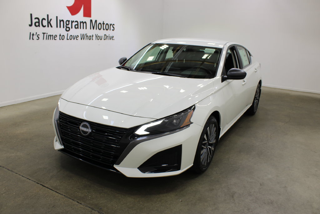 New 2026 Nissan Altima SV Sedan