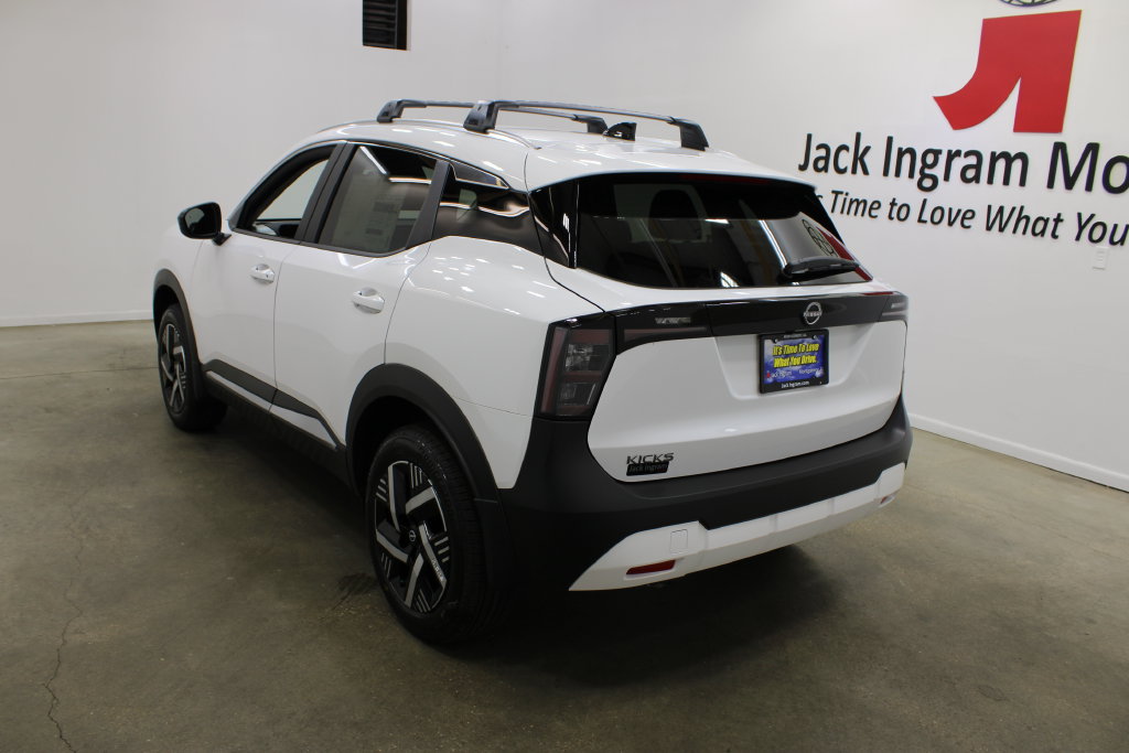 New 2027 Nissan Kicks SV SUV