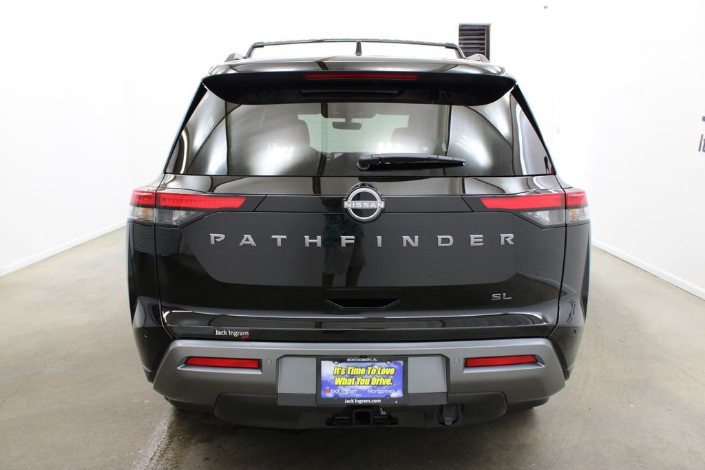New 2026 Nissan Pathfinder SL SUV