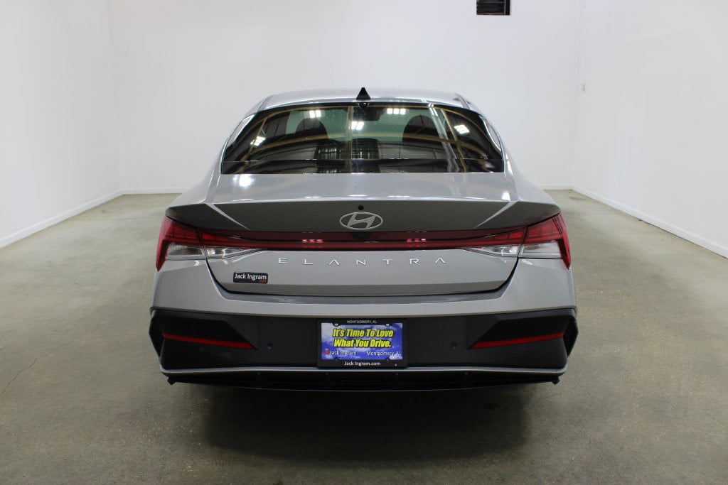 Used 2024 Hyundai Elantra Hybrid Limited Sedan