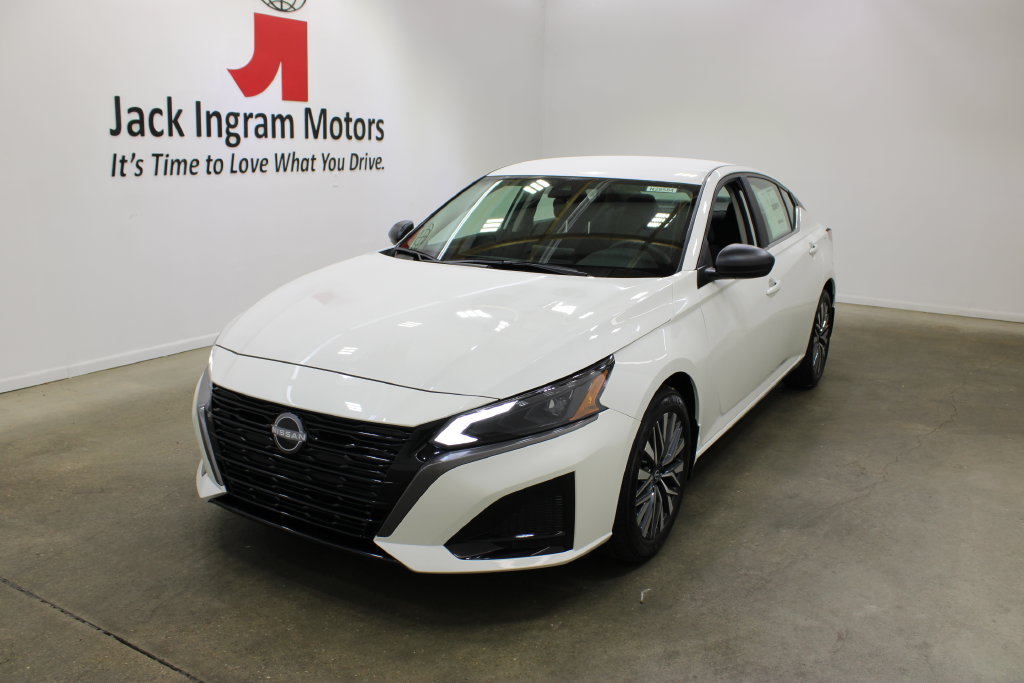 New 2026 Nissan Altima SV Sedan