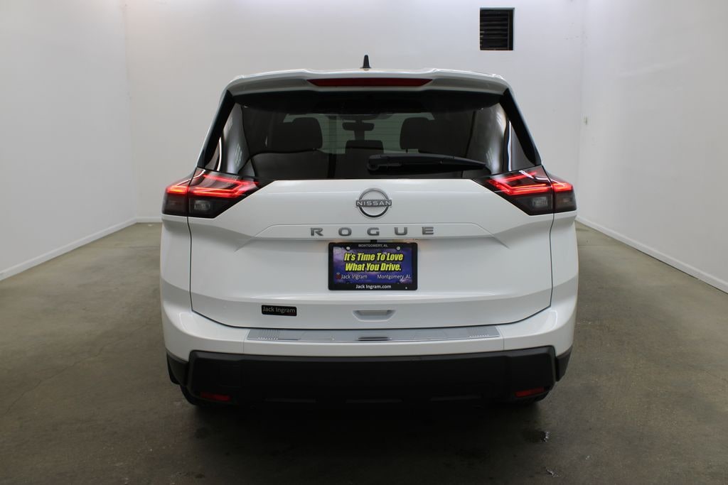 New 2026 Nissan Rogue SV SUV