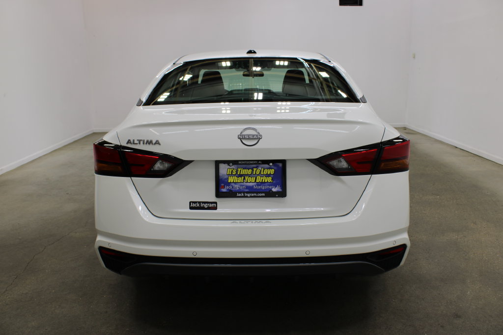 New 2026 Nissan Altima SV Sedan