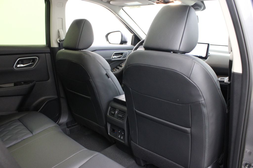 2026 Nissan Rogue Platinum - Photo 21