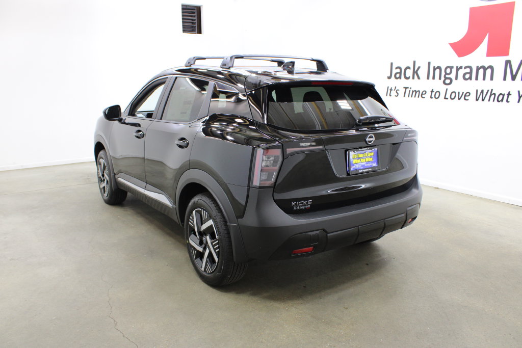 New 2027 Nissan Kicks SV SUV
