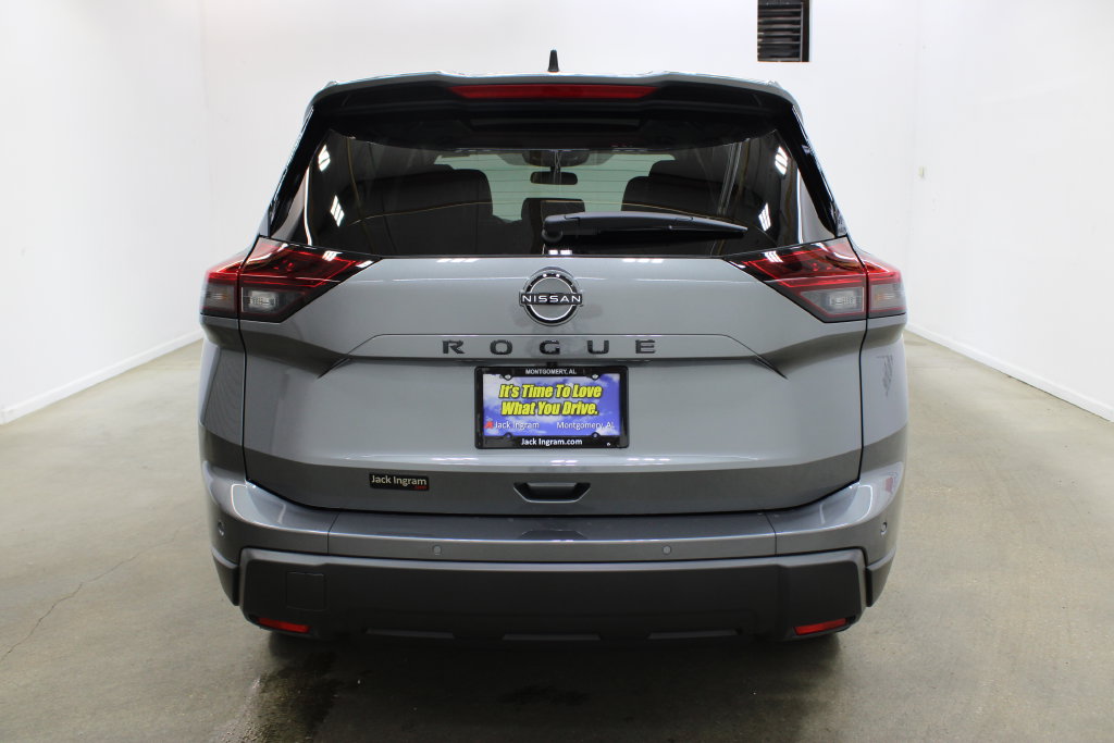 New 2027 Nissan Rogue Dark Armor SUV