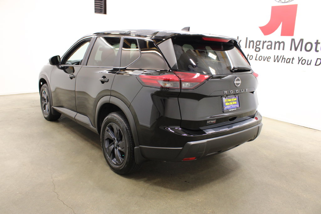 Used 2026 Nissan Rogue SV SUV