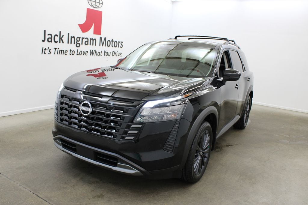 New 2026 Nissan Pathfinder SL SUV