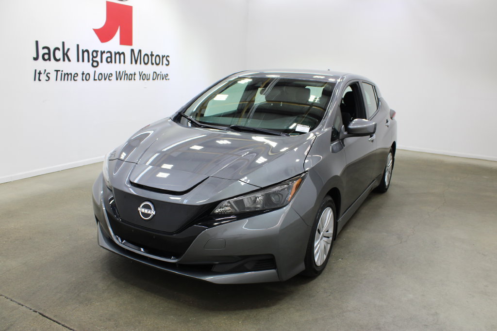 Used 2025 Nissan Leaf S Hatchback