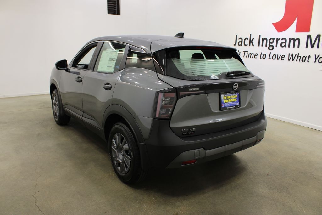 New 2027 Nissan Kicks S SUV