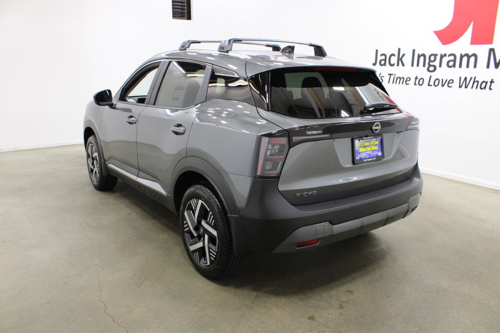 New 2027 Nissan Kicks SV SUV