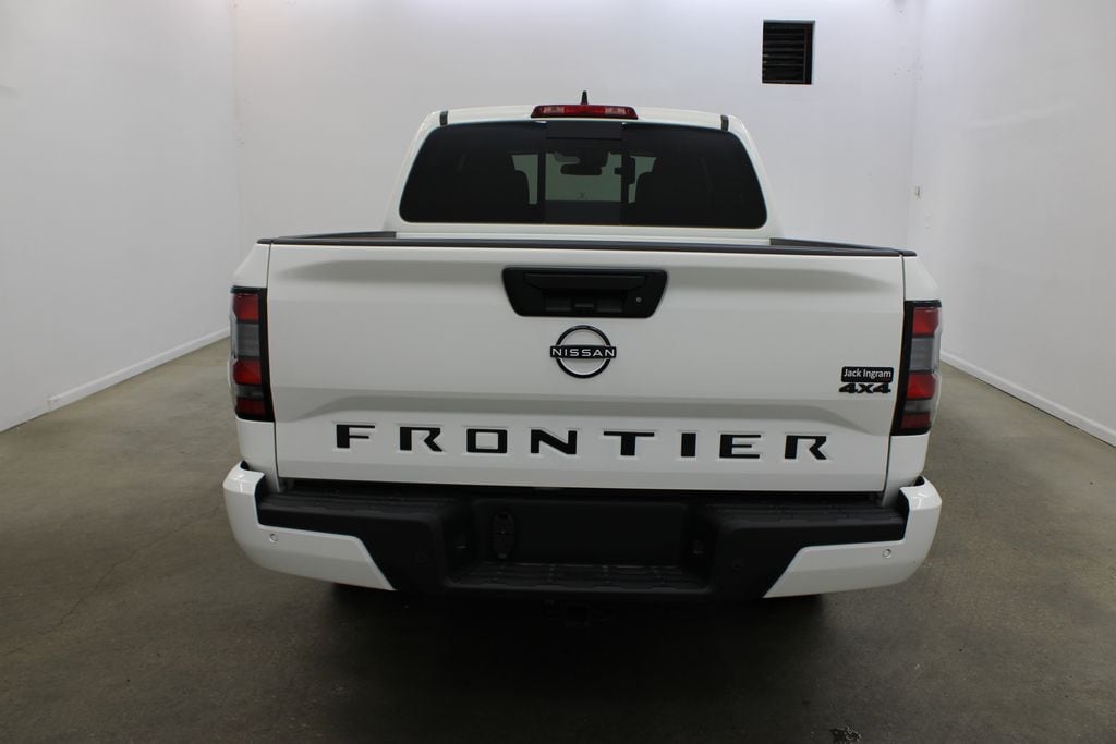 New 2026 Nissan Frontier SV Truck Crew Cab