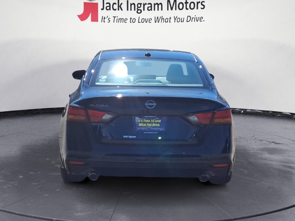 Used 2025 Nissan Altima SR Sedan