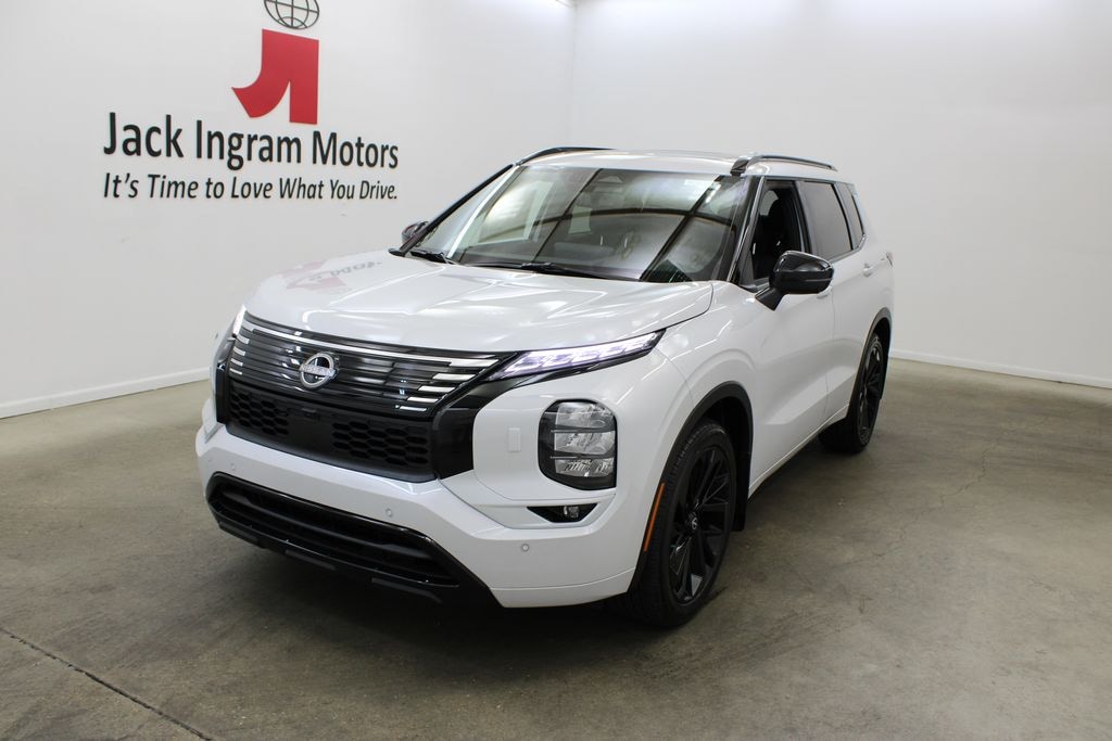 New 2026 Nissan Rogue Plug-In Hybrid Platinum SUV