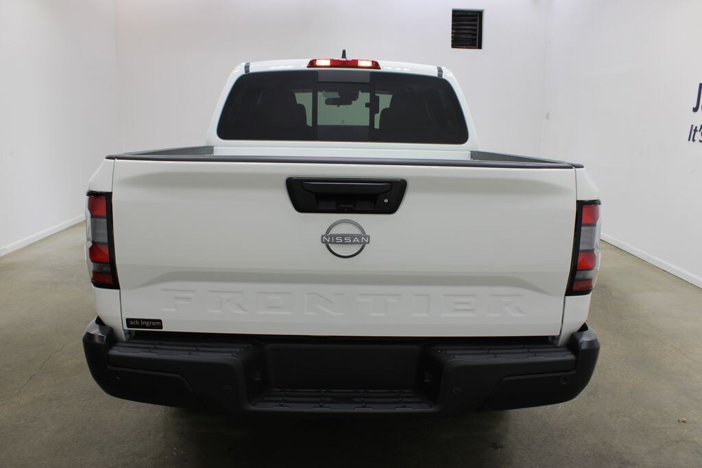 New 2027 Nissan Frontier S Truck Crew Cab