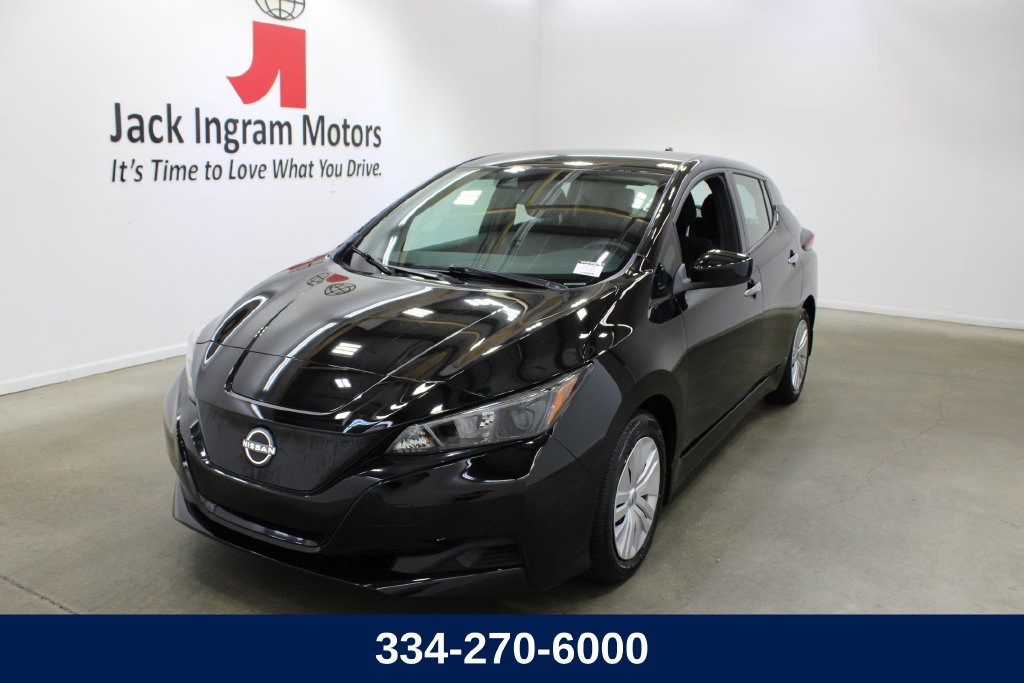 2025 Nissan Leaf