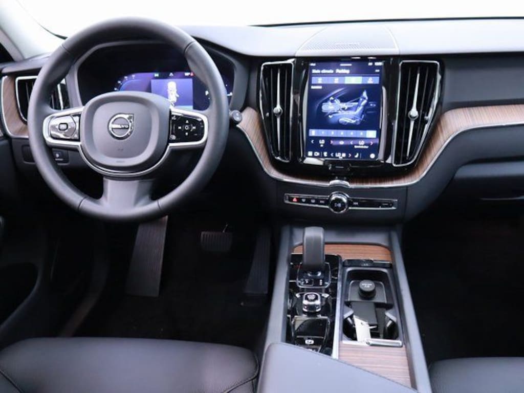 Used 2024 Volvo XC60 Recharge Plug-In Hybrid T8 Plus Dark Theme SUV