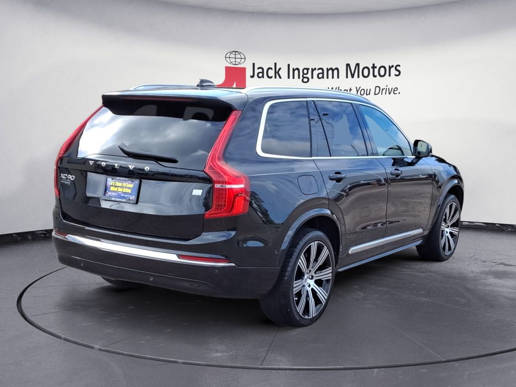 2023 Volvo XC90 Plus - Photo 5