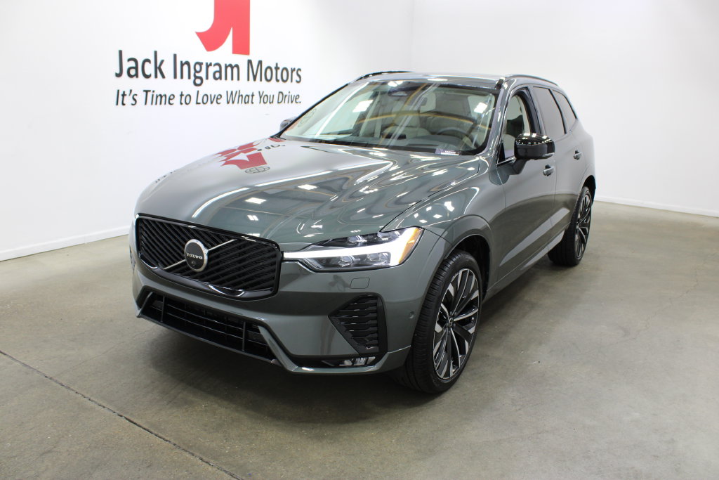 New 2027 Volvo XC60 B5 Ultra SUV
