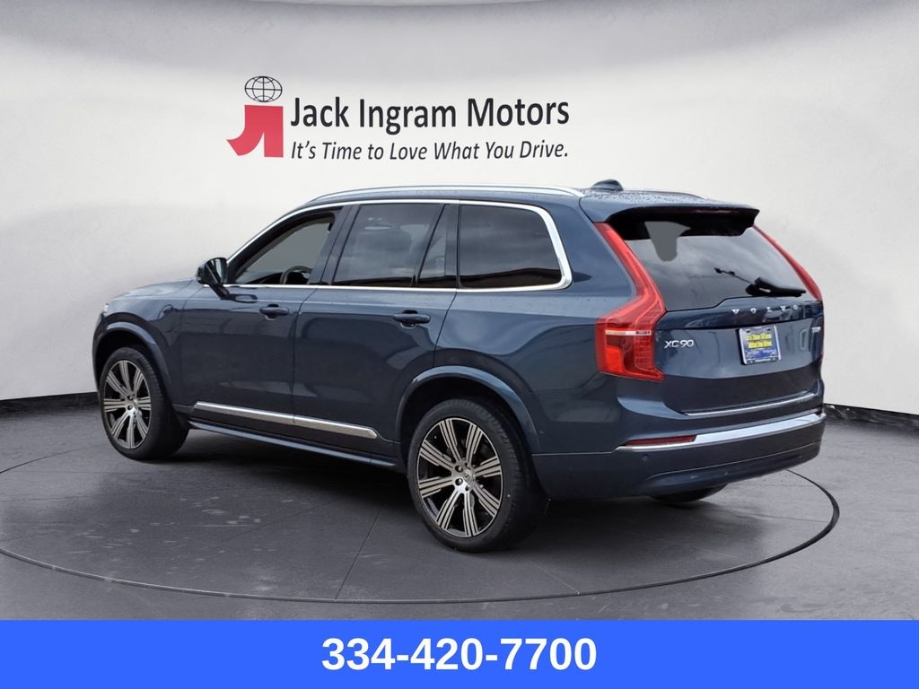 New 2025 Volvo XC90 plug-in hybrid T8 Ultra 7-Seater SUV