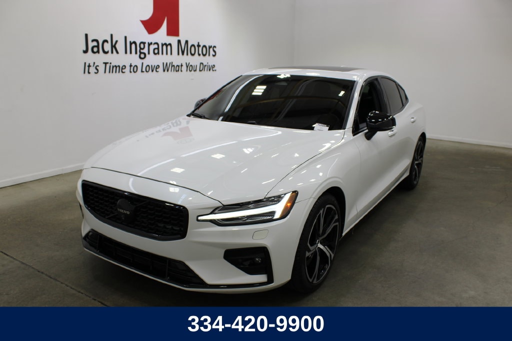 2024 Volvo S60 Core
