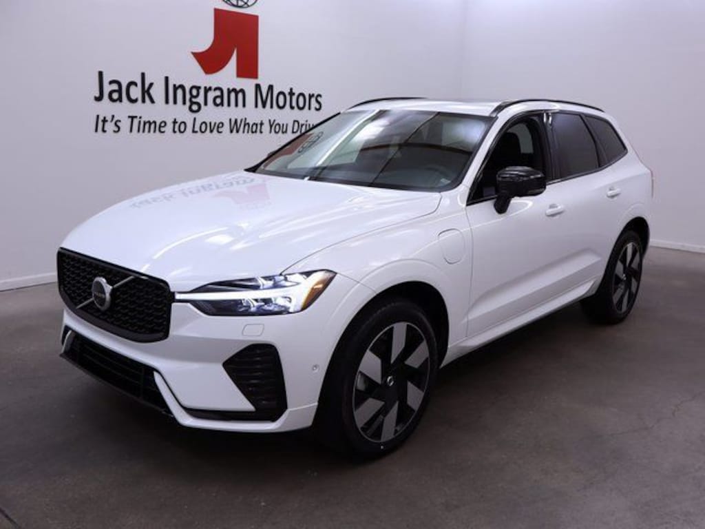 Used 2024 Volvo XC60 Recharge Plug-In Hybrid T8 Plus Dark Theme SUV