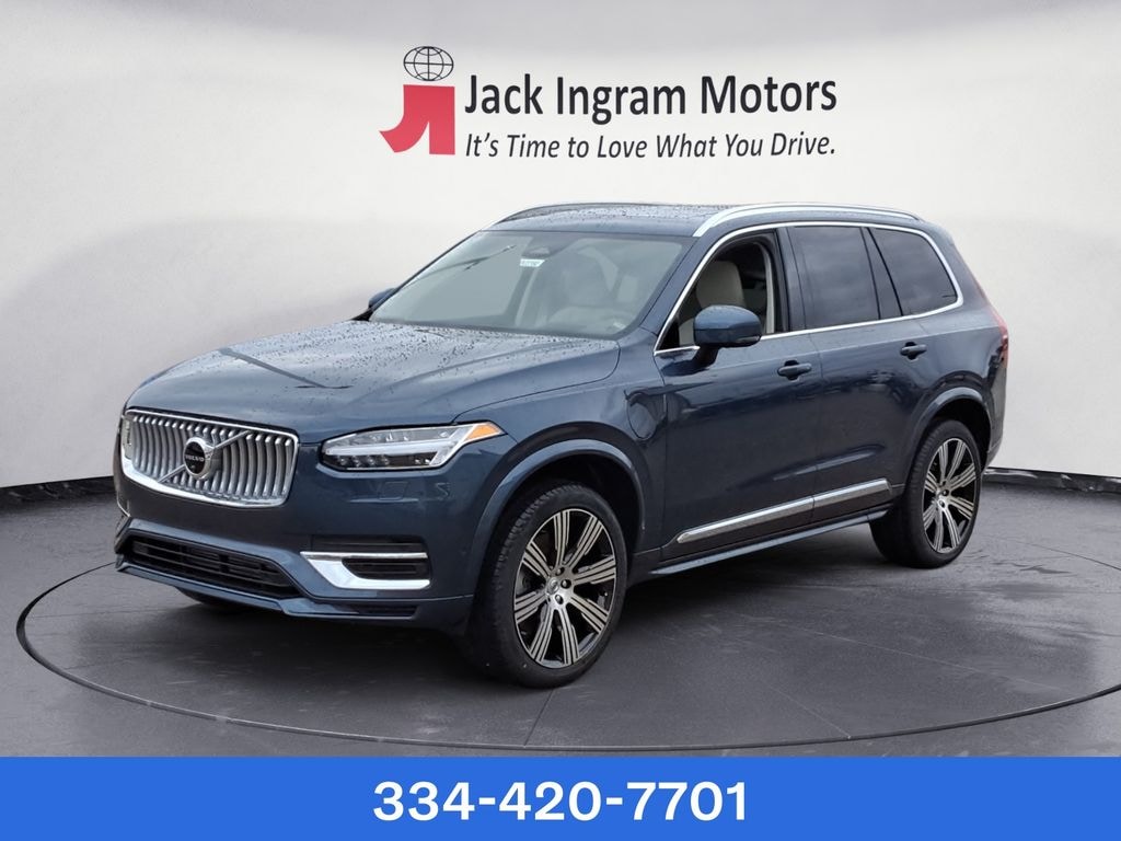 New 2025 Volvo XC90 plug-in hybrid T8 Ultra 7-Seater SUV