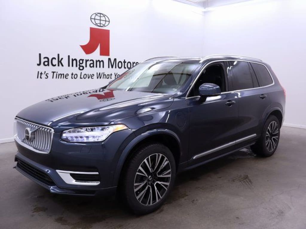 Used 2025 Volvo XC90 plug-in hybrid T8 Plus 7-Seater SUV