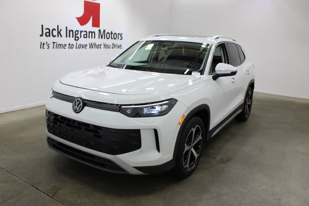New 2026 Volkswagen Tiguan SE SUV