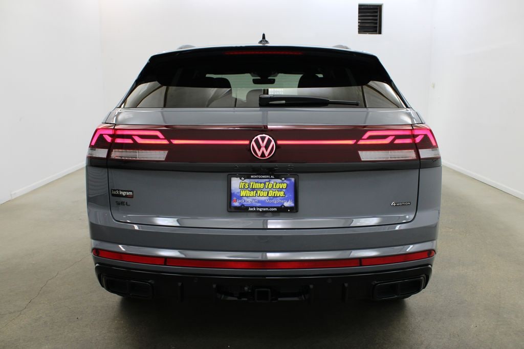 New 2026 Volkswagen Atlas Cross Sport SEL R-Line Black SUV