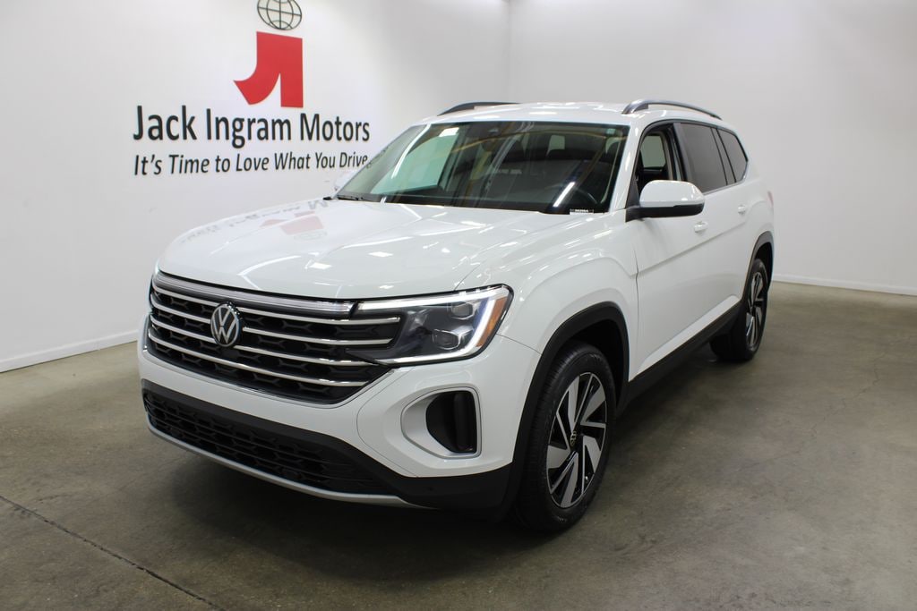 Used 2025 Volkswagen Atlas 2.0T SE w/Technology SUV