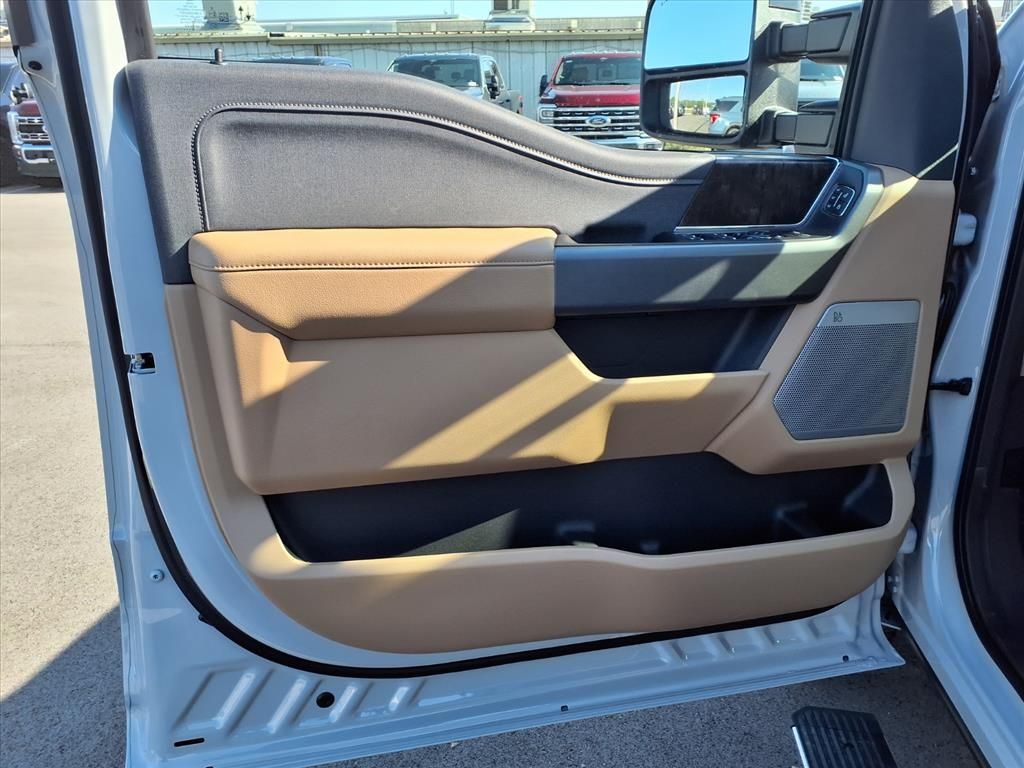 2026 Ford F-350 Super Duty Lariat - Photo 7