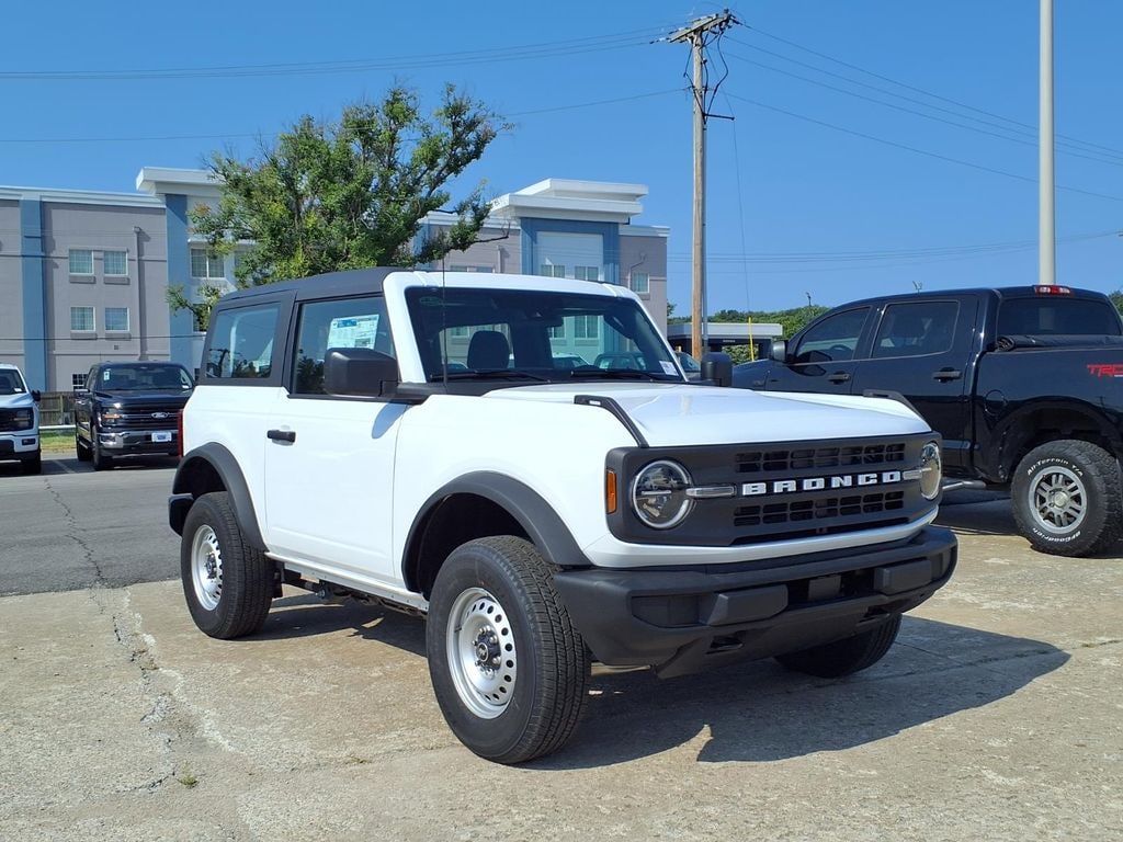 New 2026 Ford Bronco Base SUV