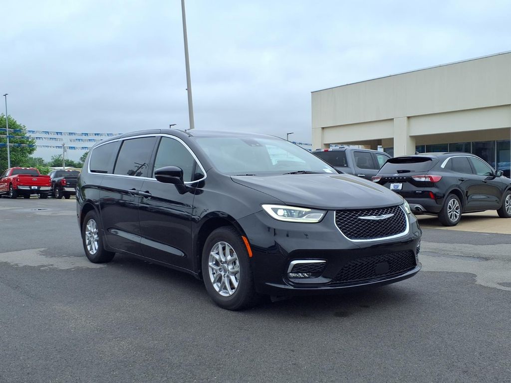 2025 Chrysler Pacifica