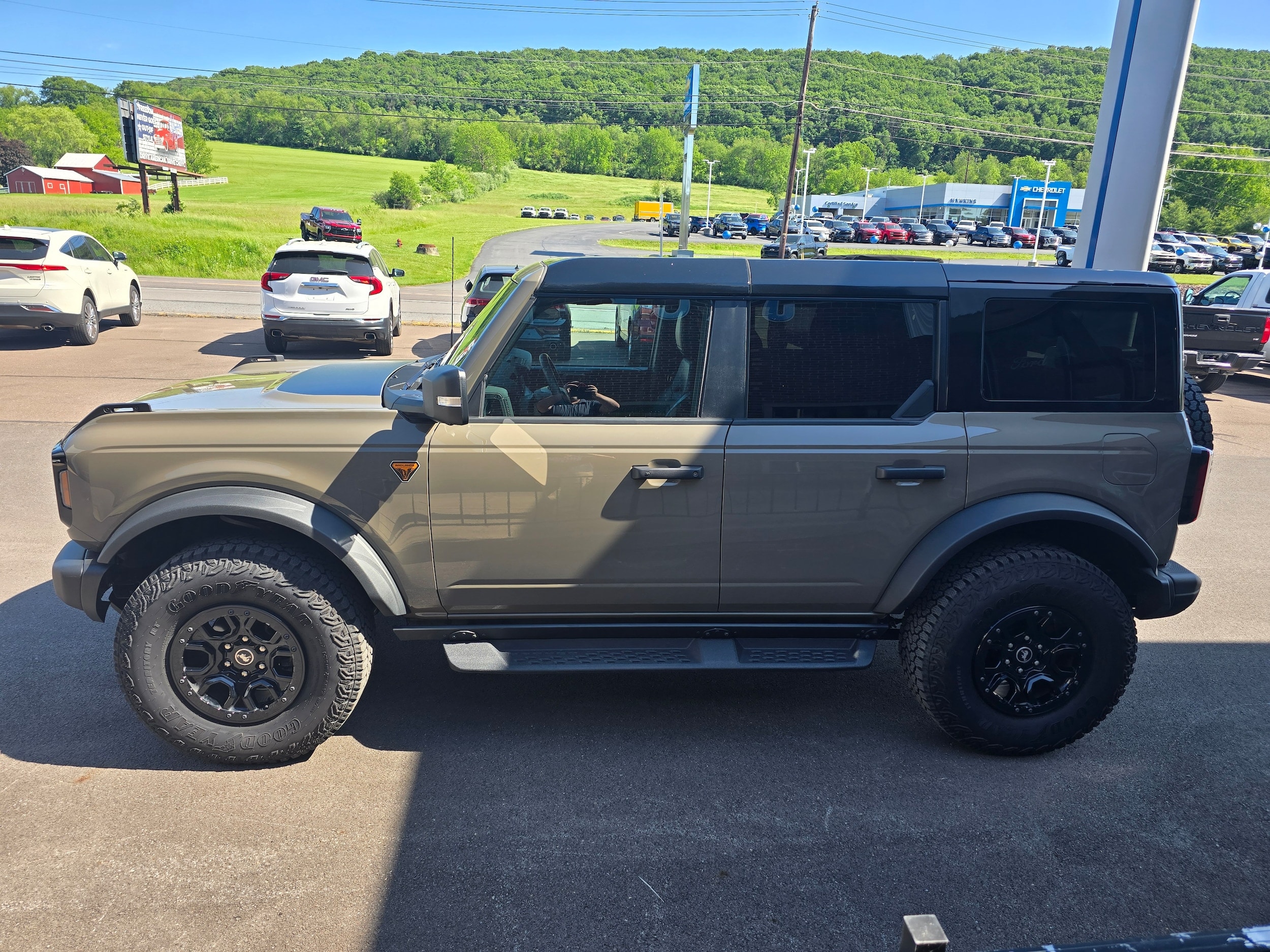 2025 Ford Bronco 4-Door Badlands - Photo 4