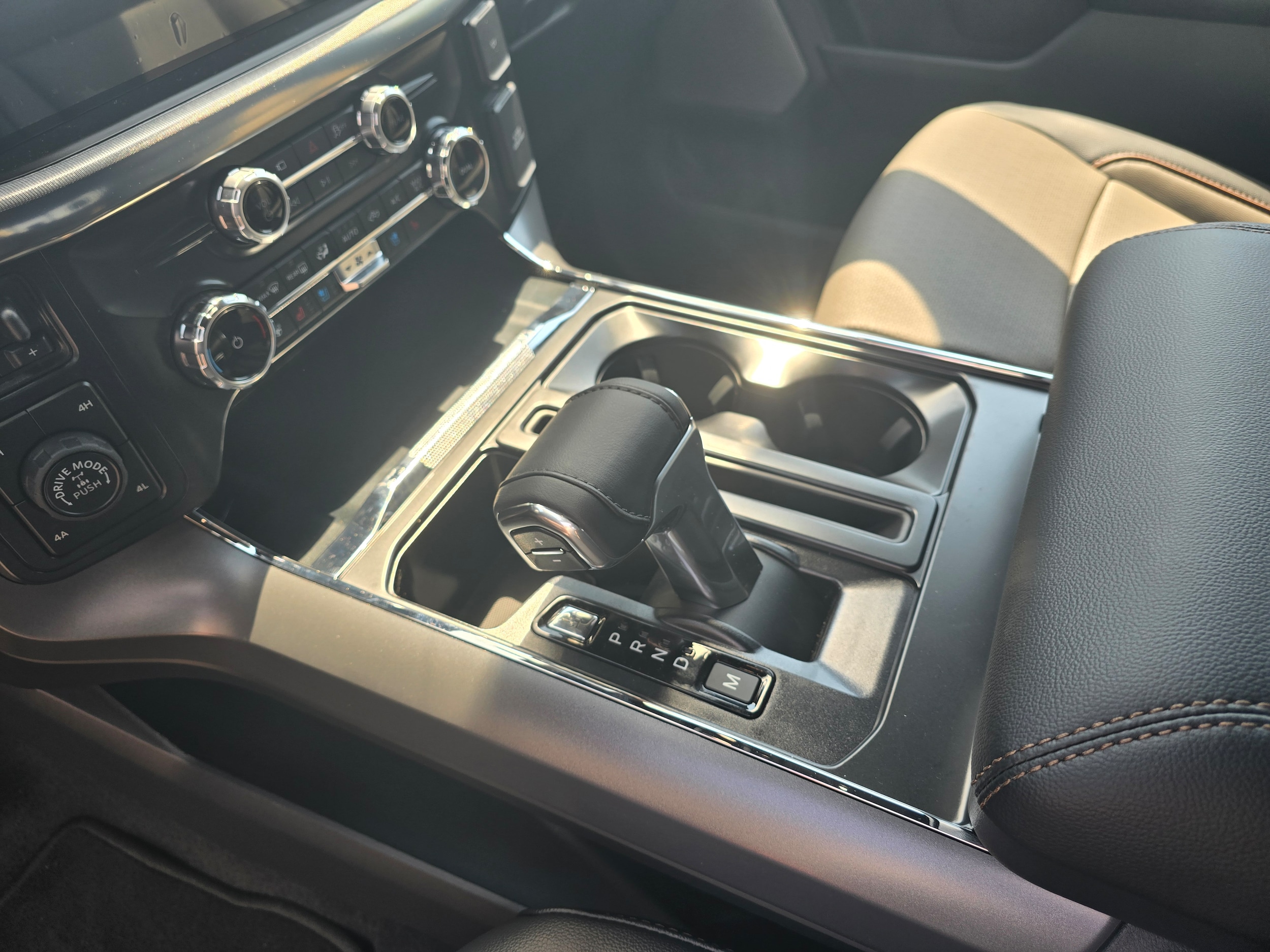 2026 Ford F-150 Lariat - Photo 15