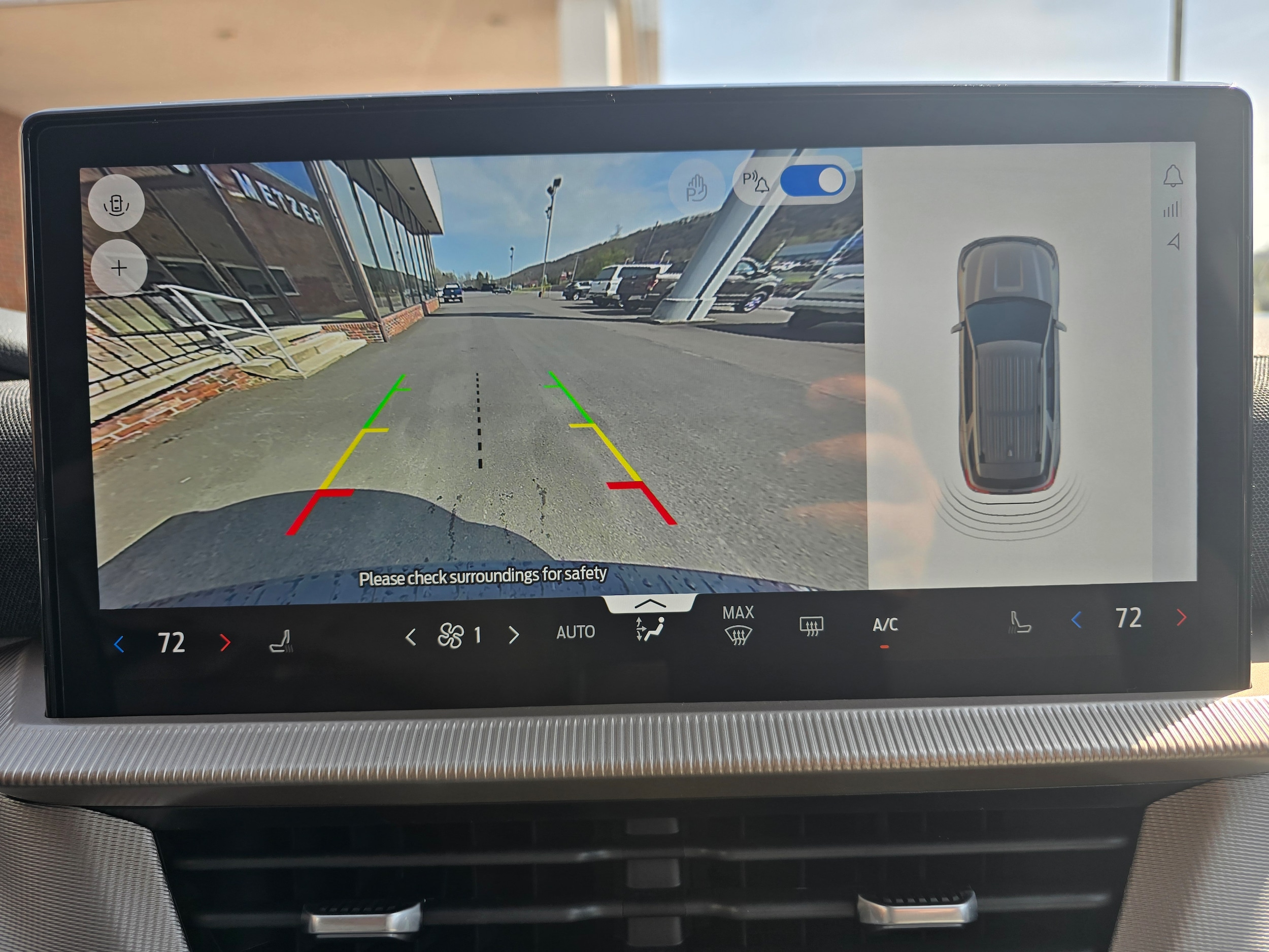 2026 Ford Explorer Active - Photo 18