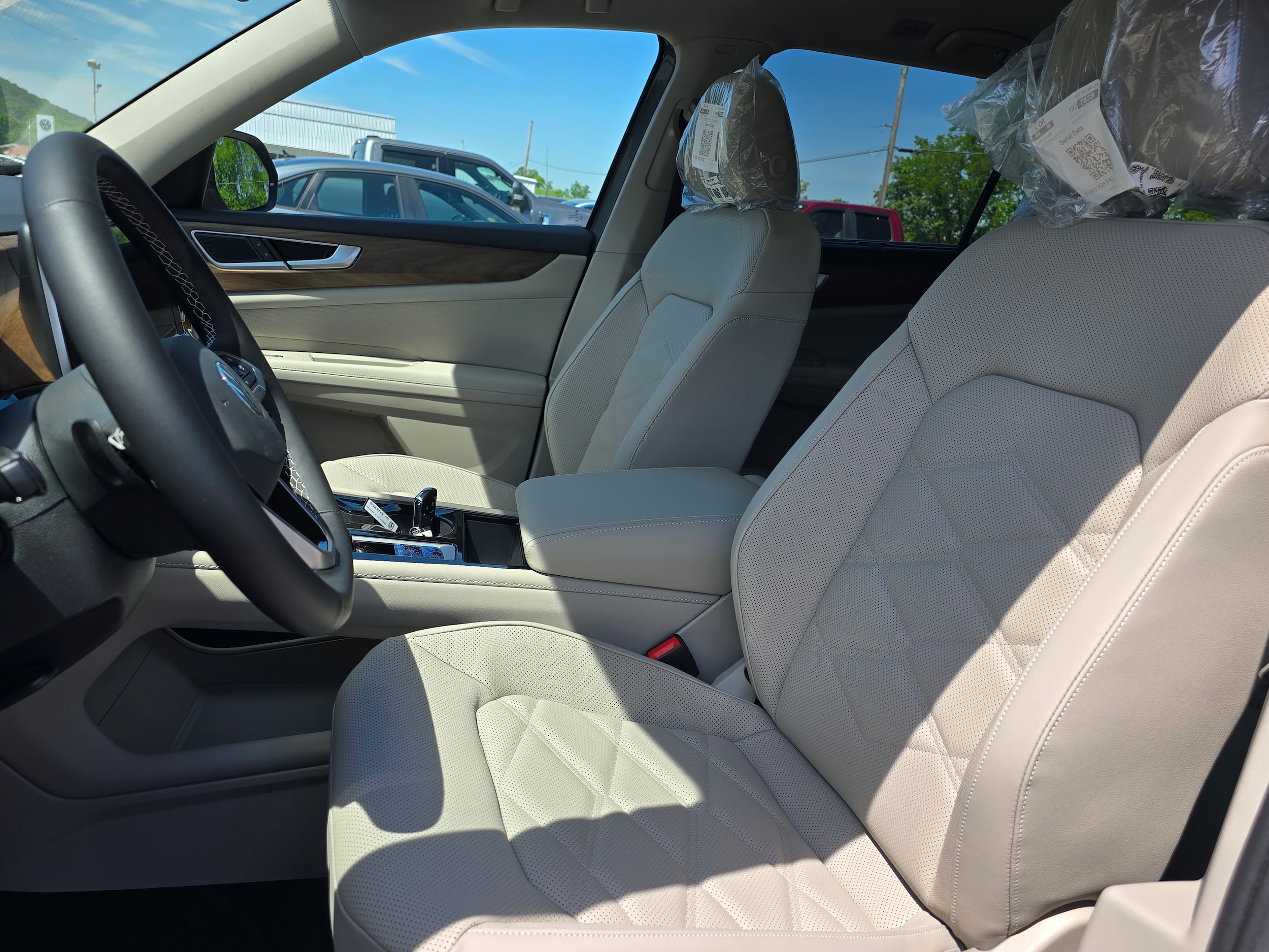 2026 Volkswagen Atlas SE w/Tech - Photo 10