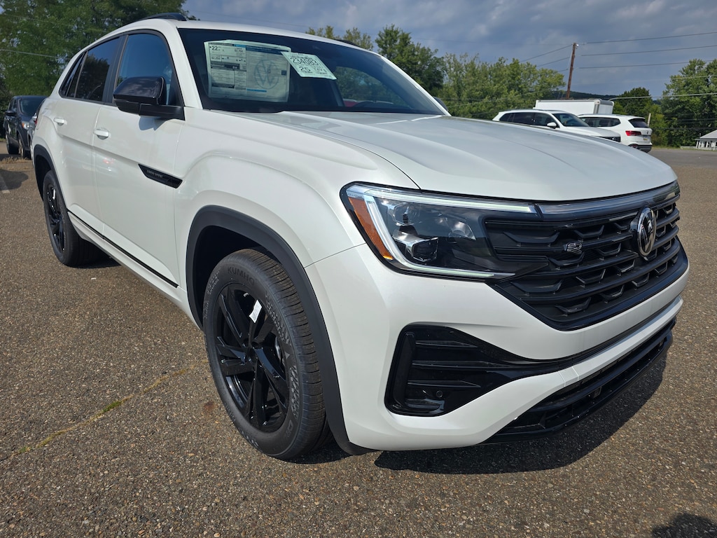 New 2026 Volkswagen Atlas Cross Sport SEL R-Line Black SUV