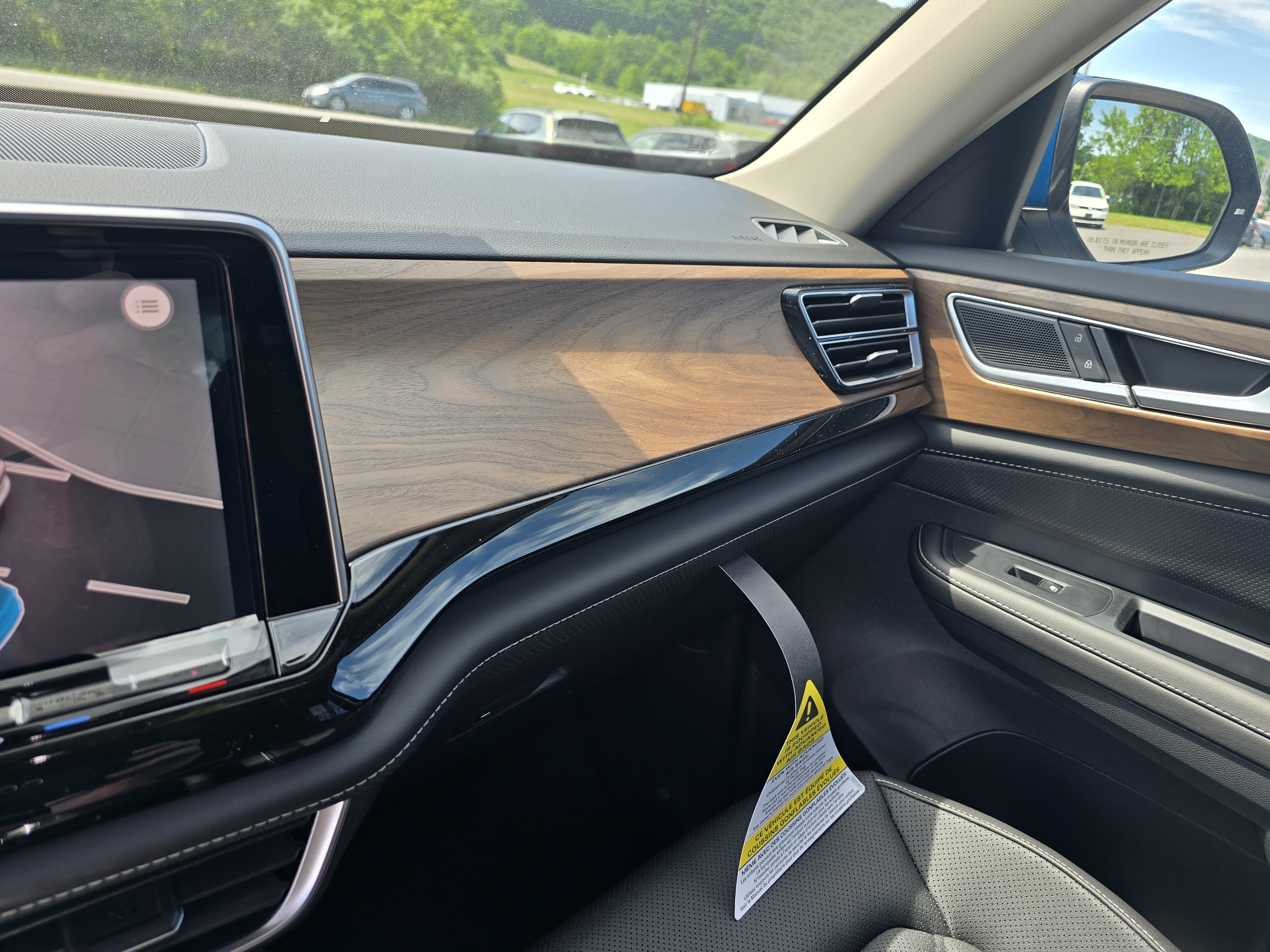 2026 Volkswagen Atlas SE w/Tech - Photo 16