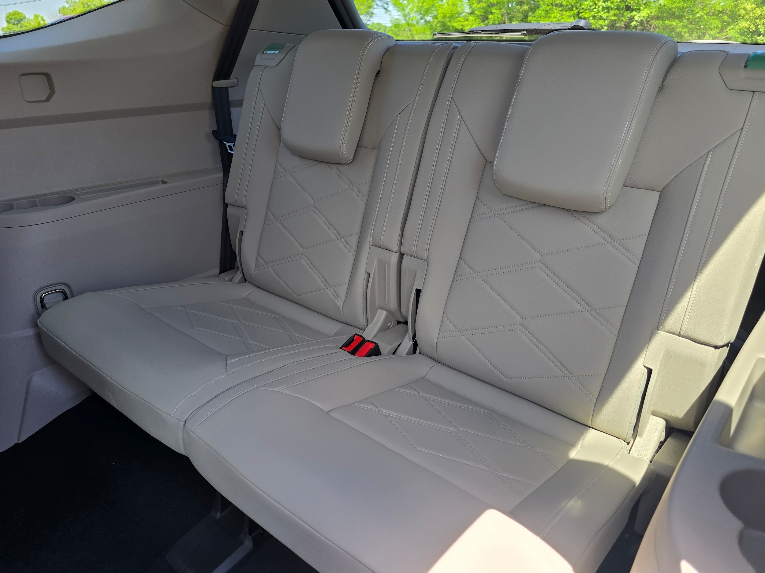 2026 Volkswagen Atlas SE w/Tech - Photo 12