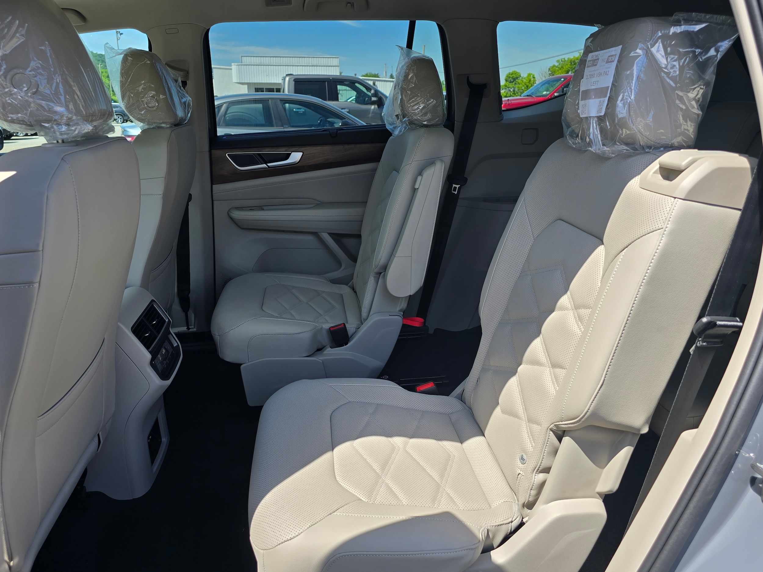 2026 Volkswagen Atlas SE w/Tech - Photo 11