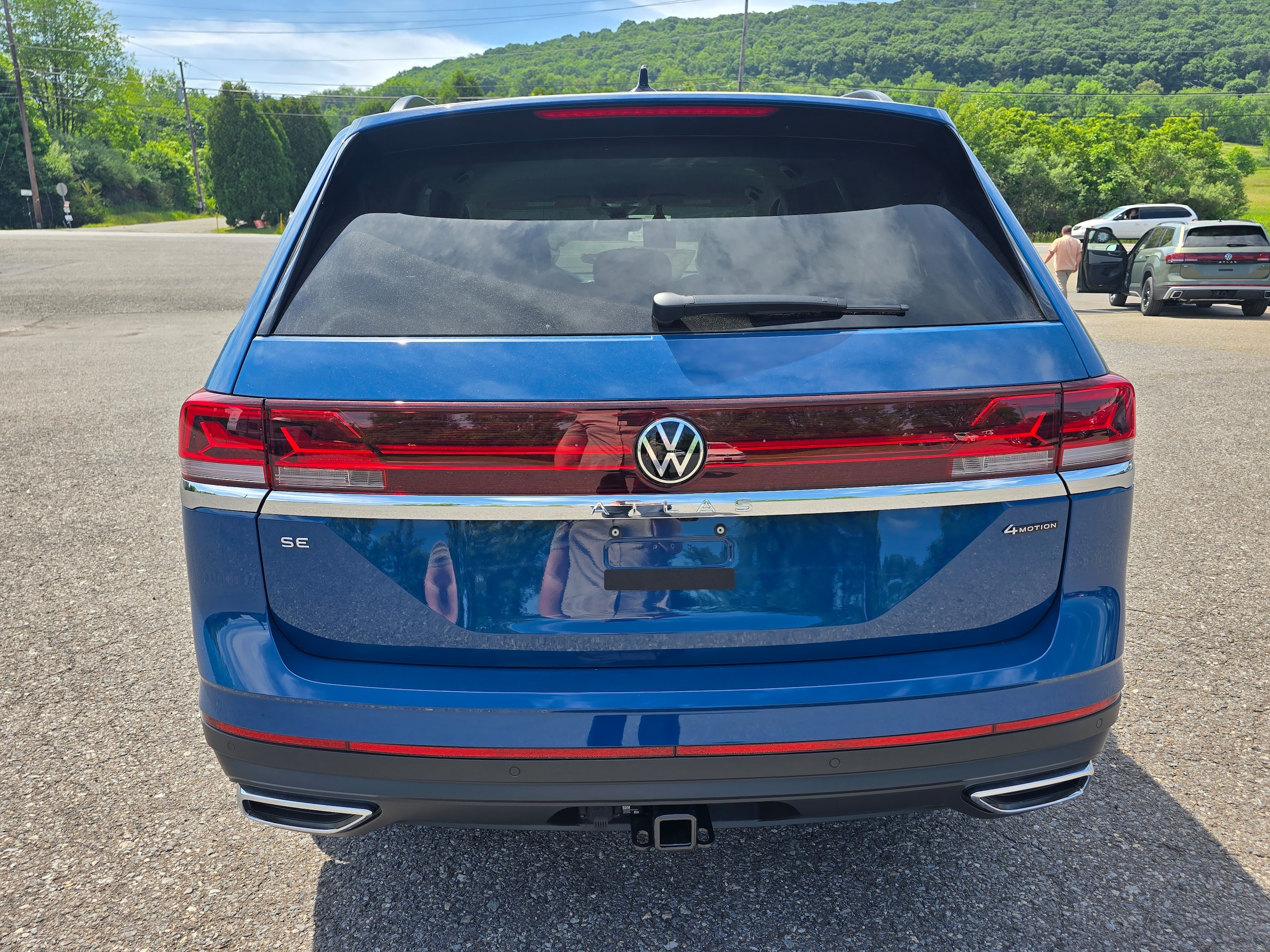 2026 Volkswagen Atlas SE w/Tech - Photo 6