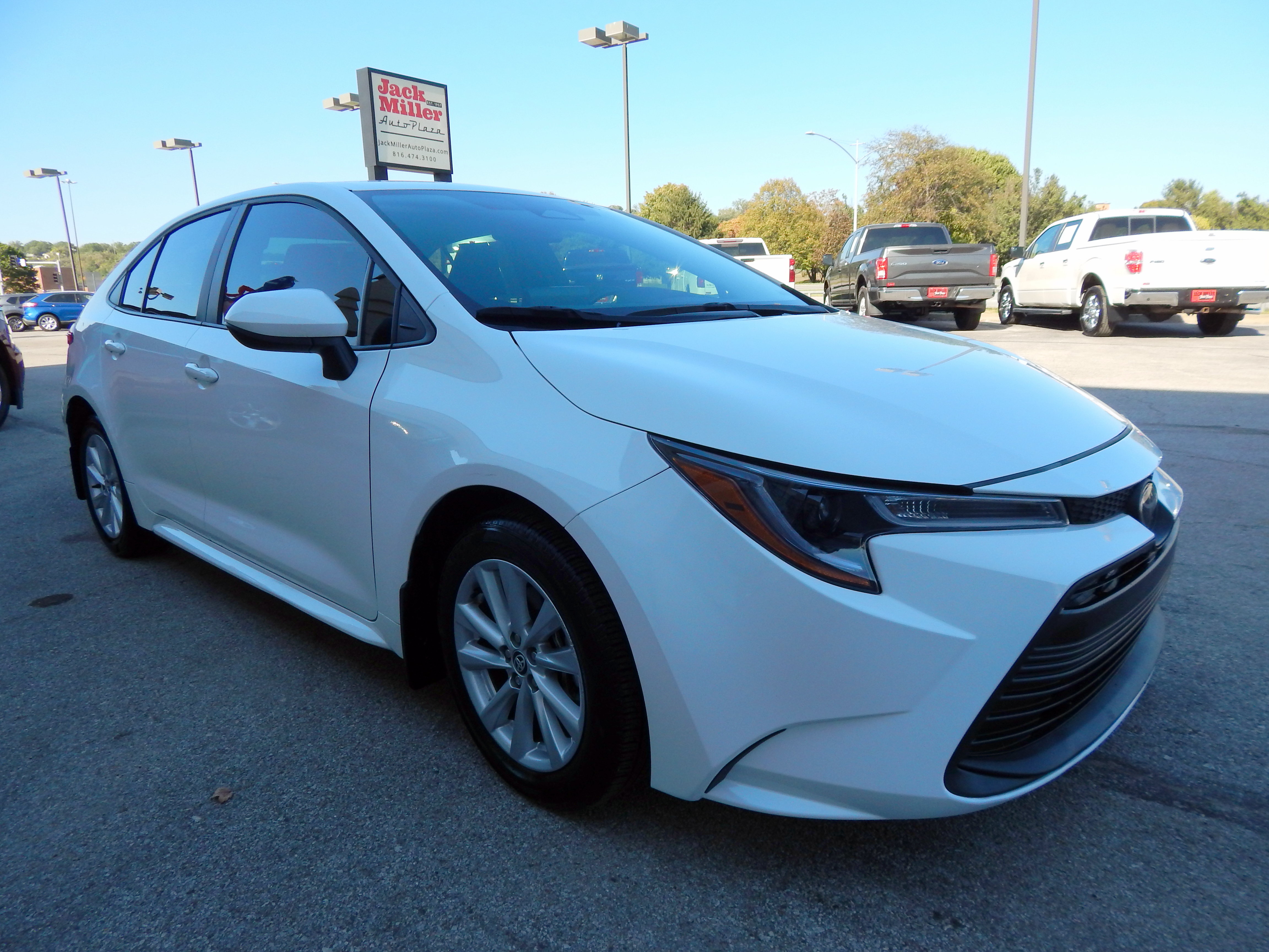 Used 2025 Toyota Corolla LE Sedan