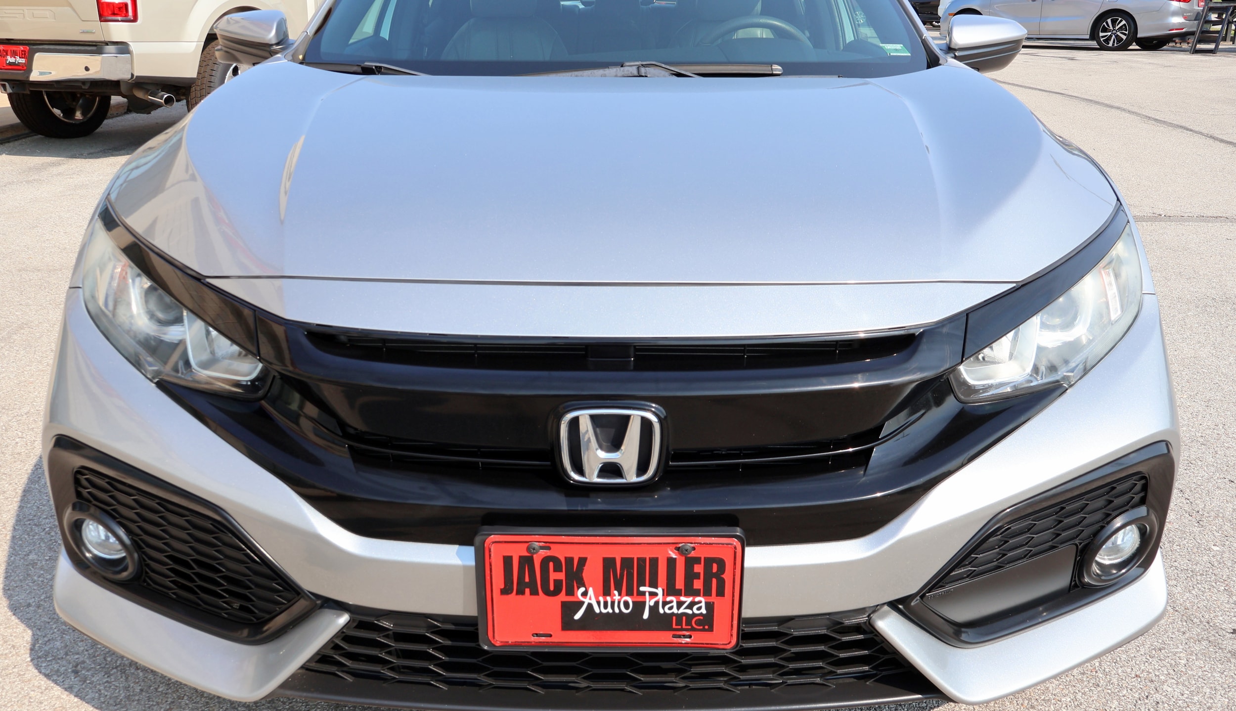 2019 Honda Civic Hatchback EX - Photo 2