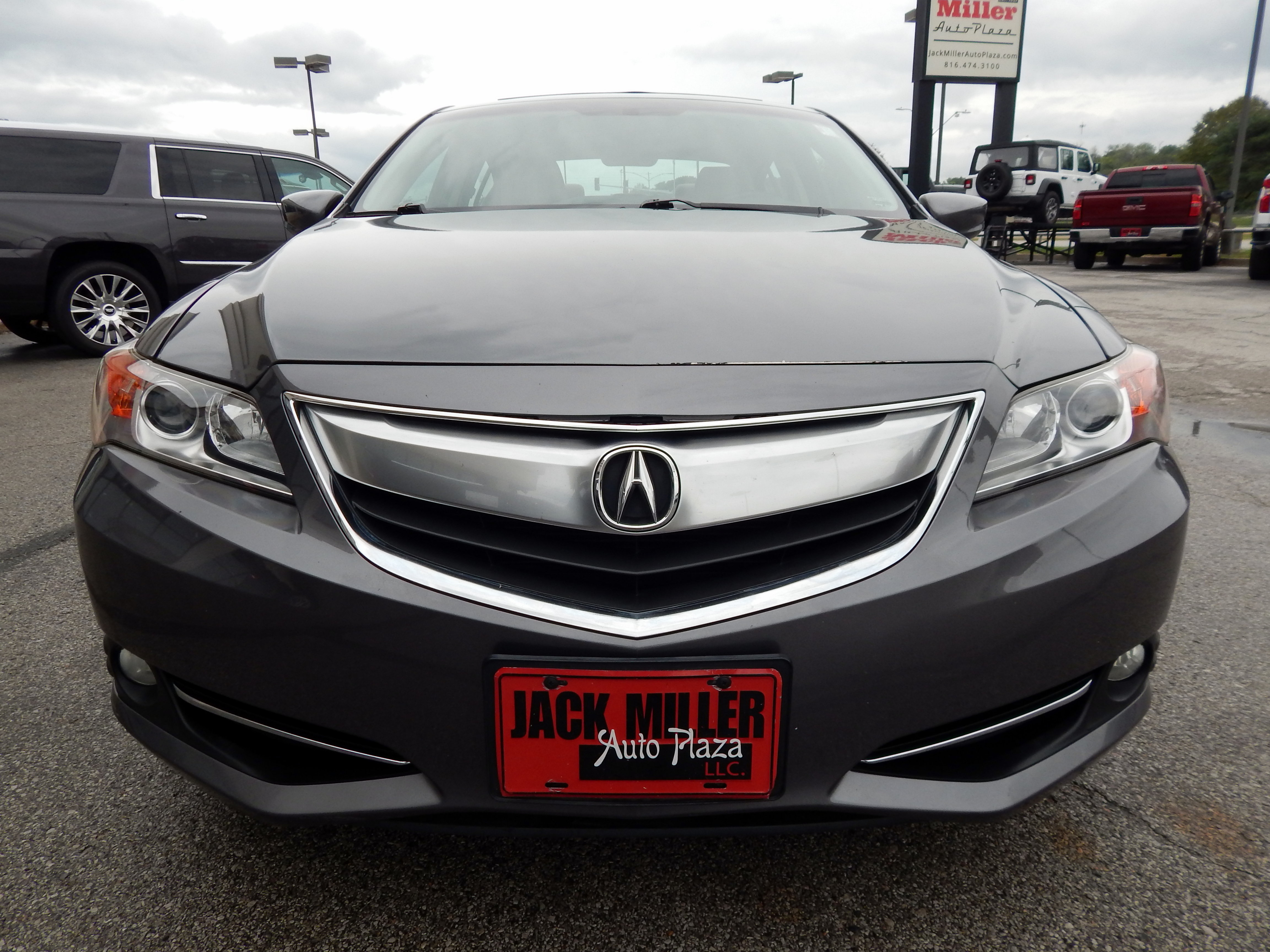 Used 2013 Acura ILX 4dr Sdn 1.5L Hybrid Tech Pkg Sedan