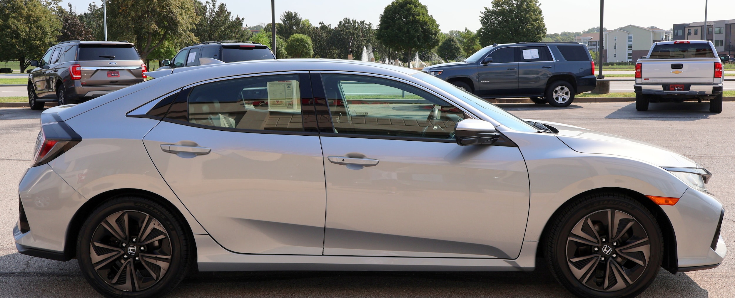 2019 Honda Civic Hatchback EX - Photo 4