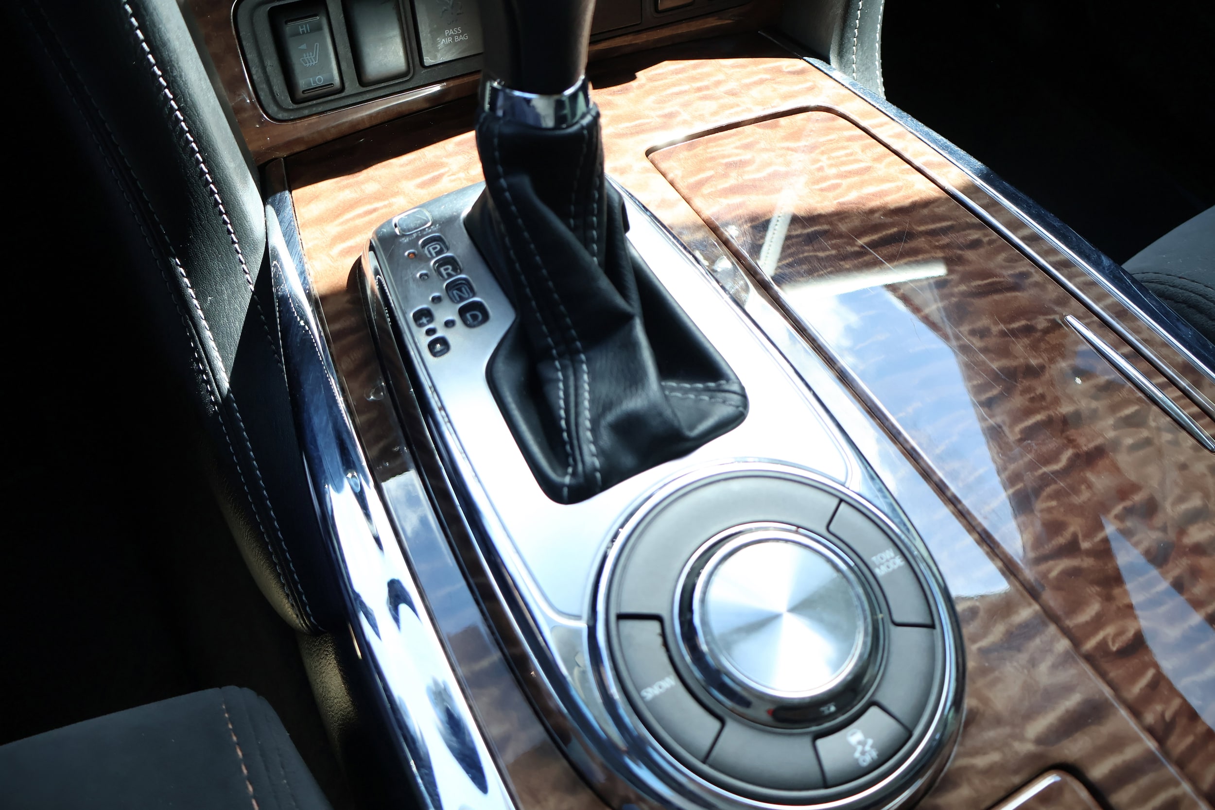 2020 Nissan Armada SV - Photo 21
