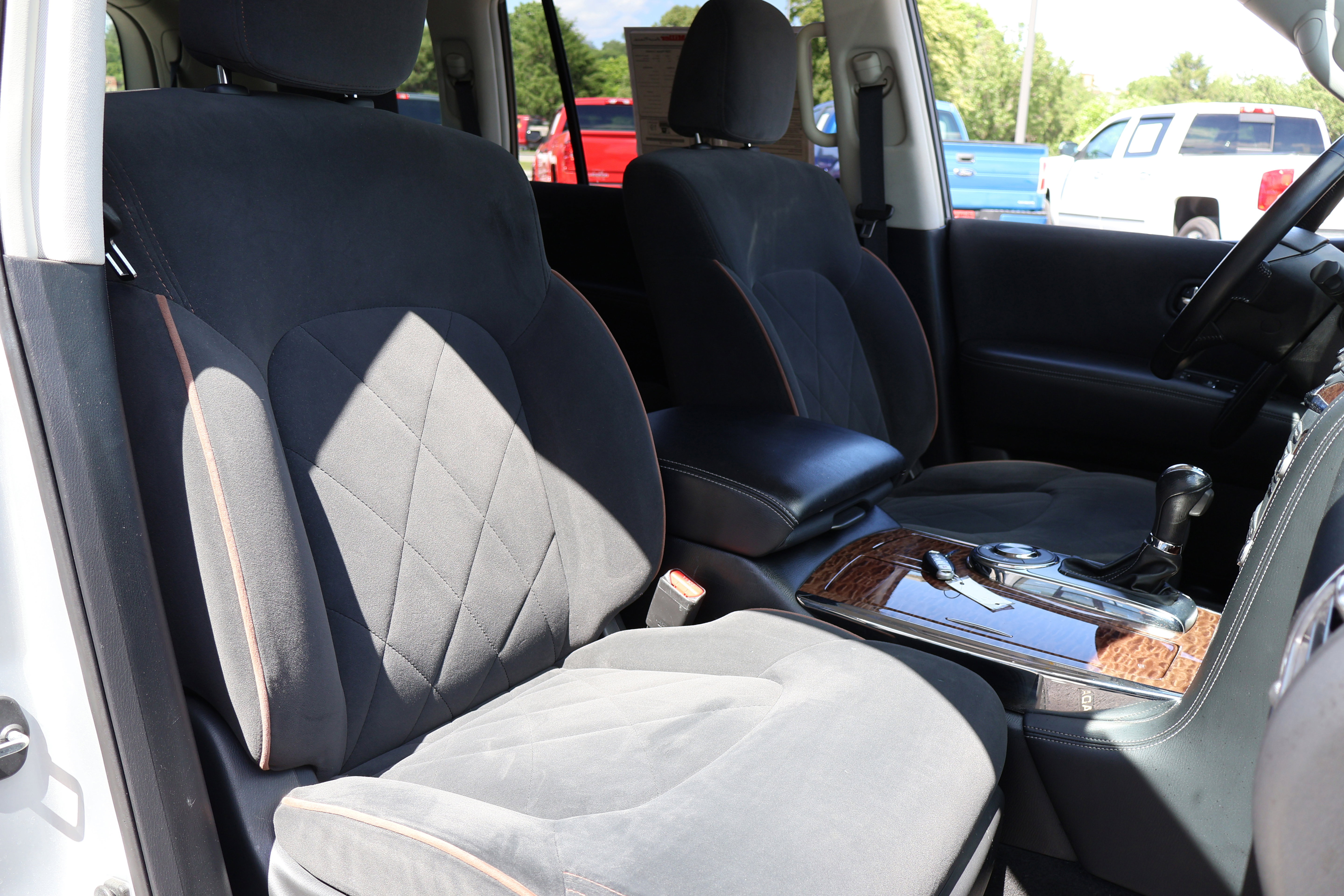 2020 Nissan Armada SV - Photo 11